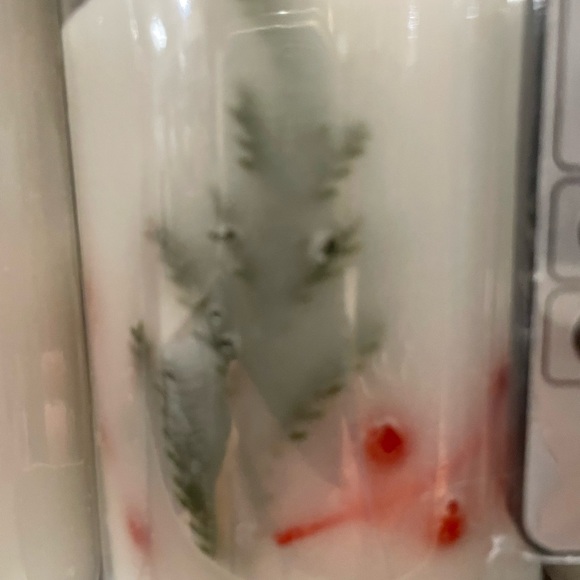 LED Christmas Tree & Berries Pillar/Votive Set - Picture 3 of 7